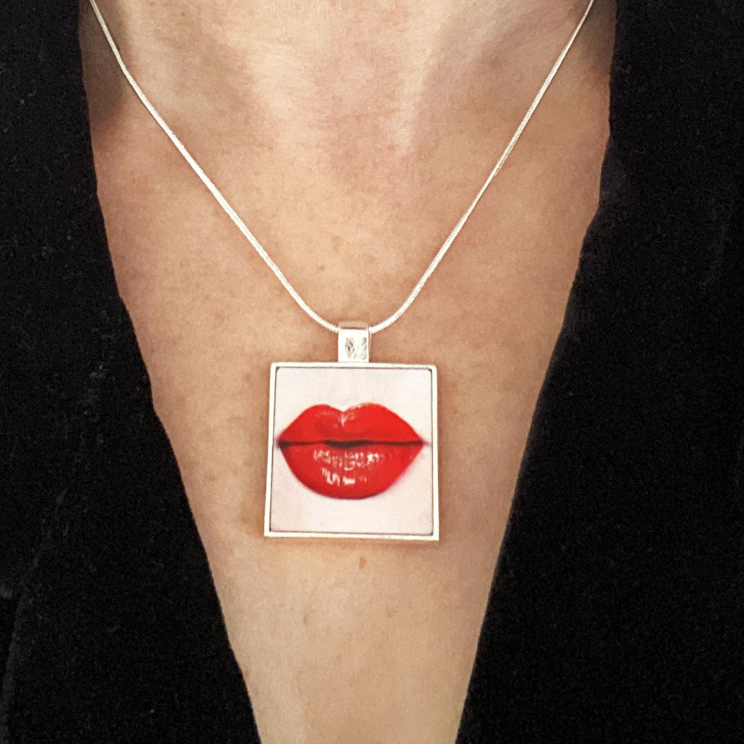 Red Lips Pendant